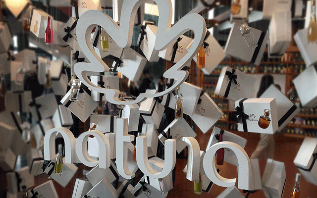 Aplicación de Key Visual Día de la Madre para ambientación en Shoppings.